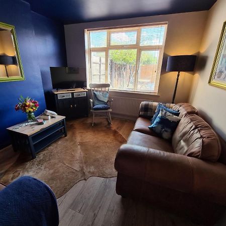 Rumer Hill House A Unique Boutique Styled Place To Stay In Cannock Close To A5 The Mcarthur Glen Outlet Great Wyrley Εξωτερικό φωτογραφία